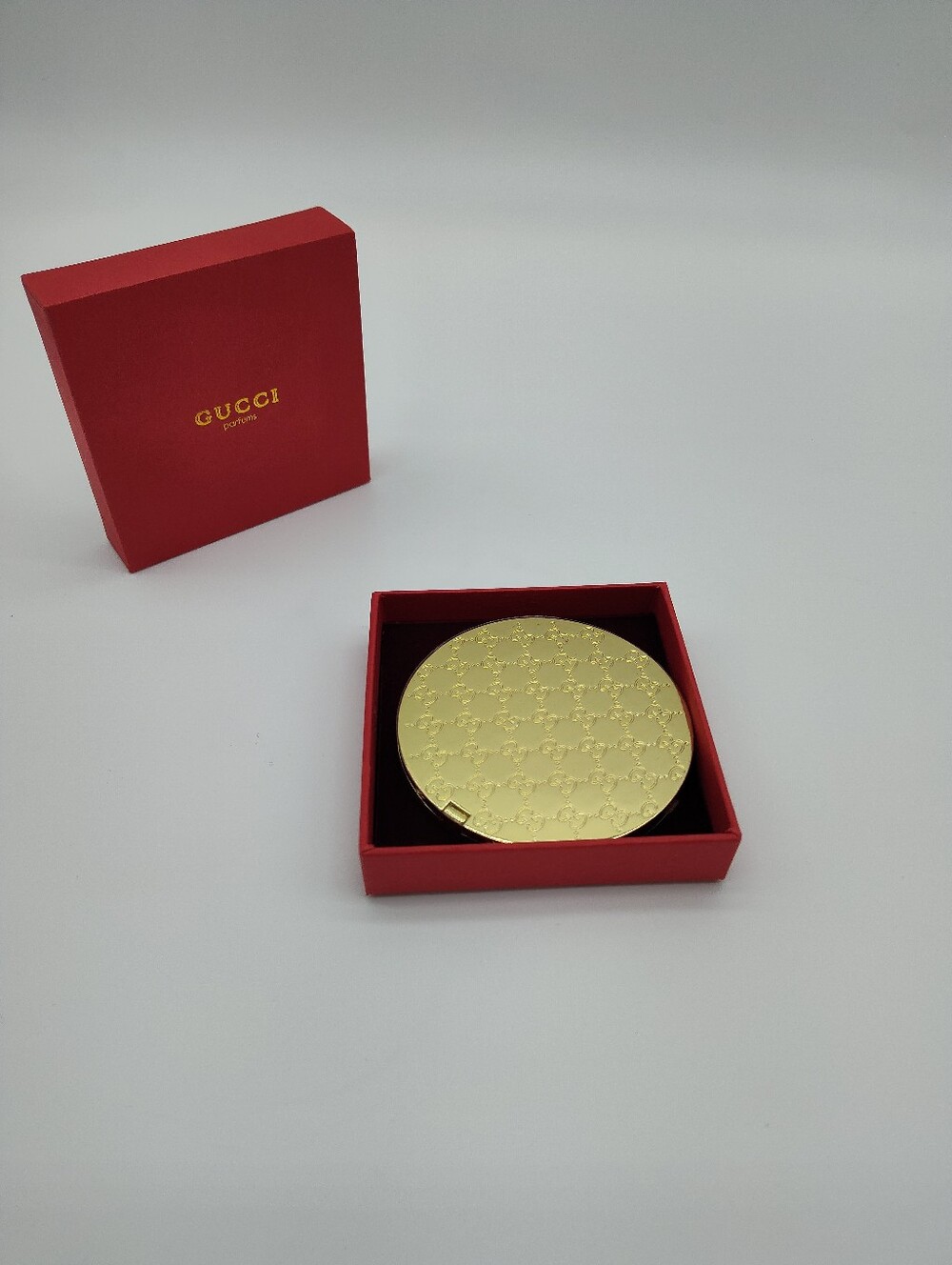 GUCCI Parfums Gold GG Monogram Double Compact Mirror with Red Box NIB